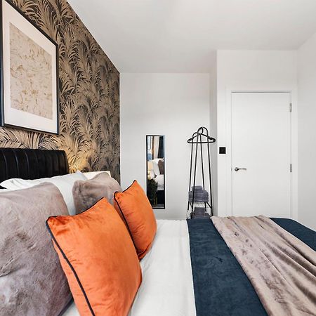 Stylish Two-Bedroom Flat In NWI Dış mekan fotoğraf