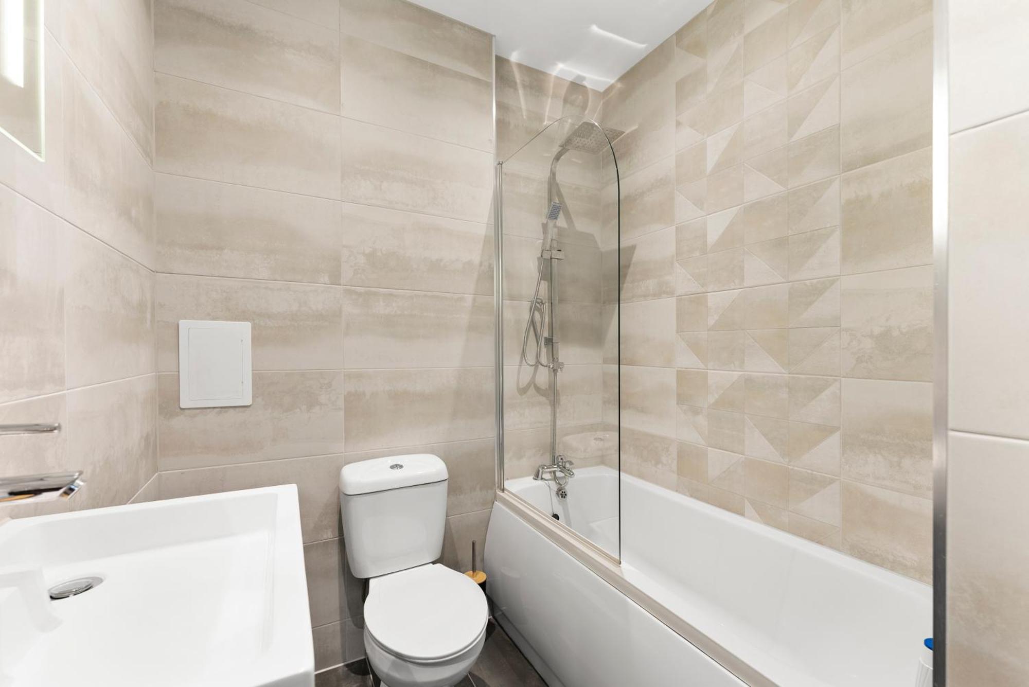 Stylish Two-Bedroom Flat In NWI Dış mekan fotoğraf